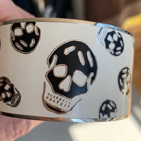 Bracelets by Alexander McQueen Skulls  enamel - Picture 5 of 6